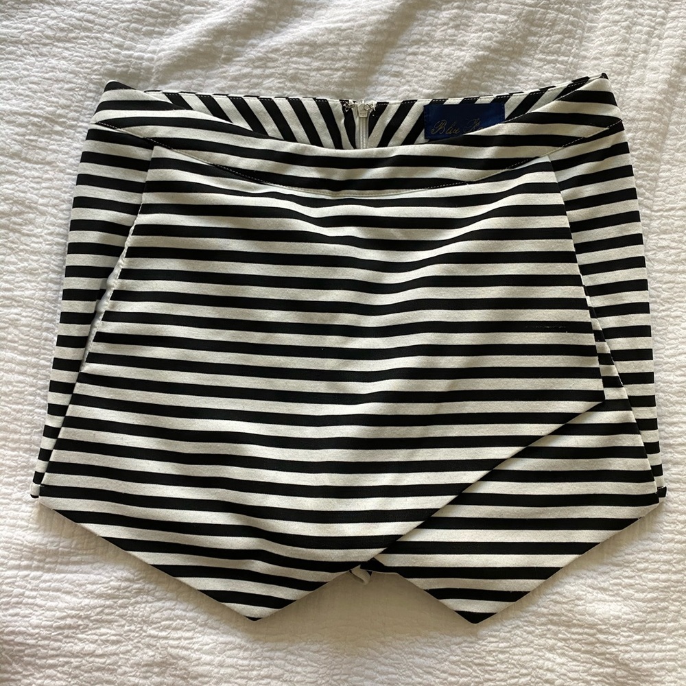 Blue Rain skorts